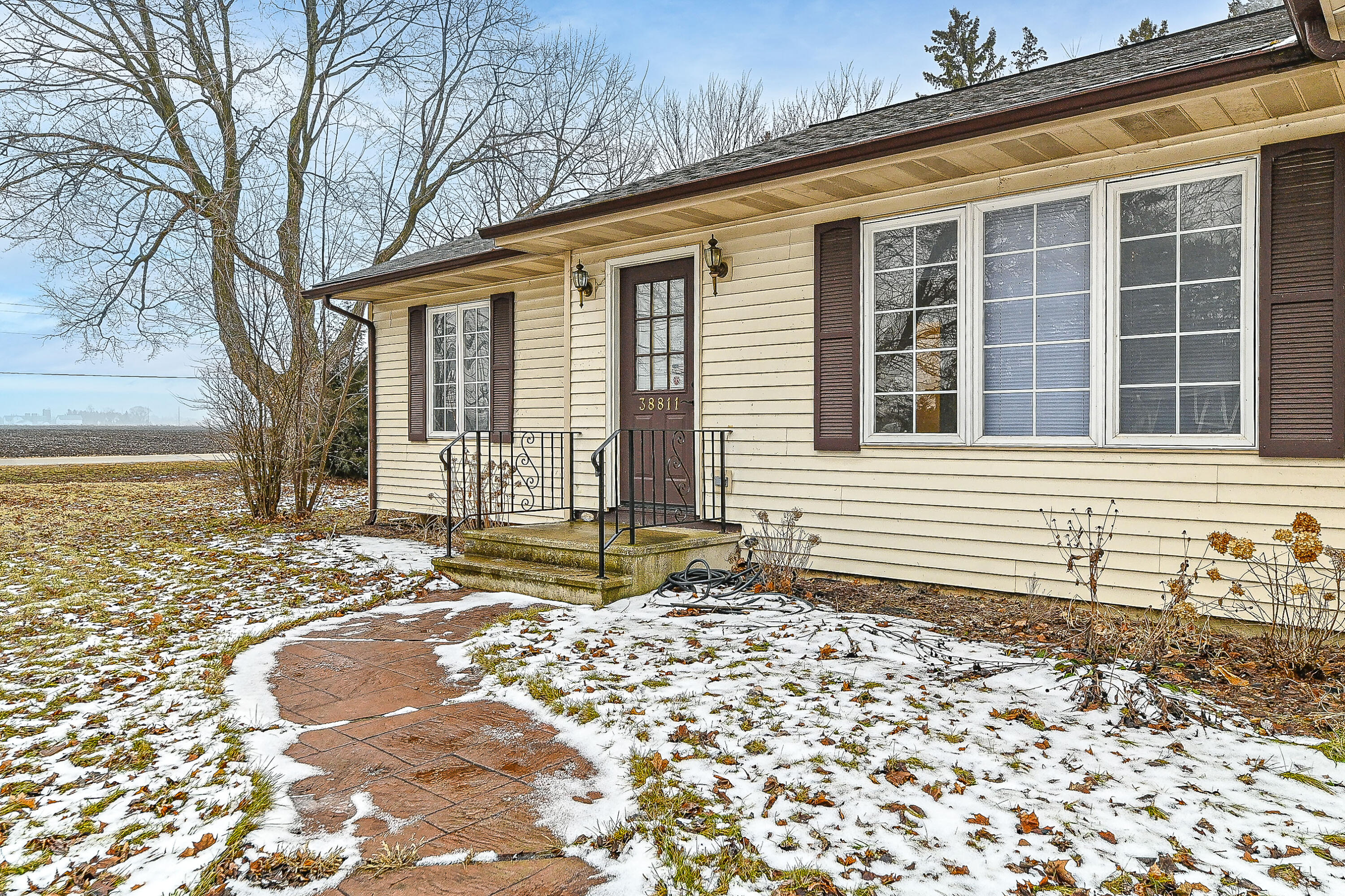 38811 91st Street Randall, WI 53128 - Photo 2 of 36 Welcoming entry.