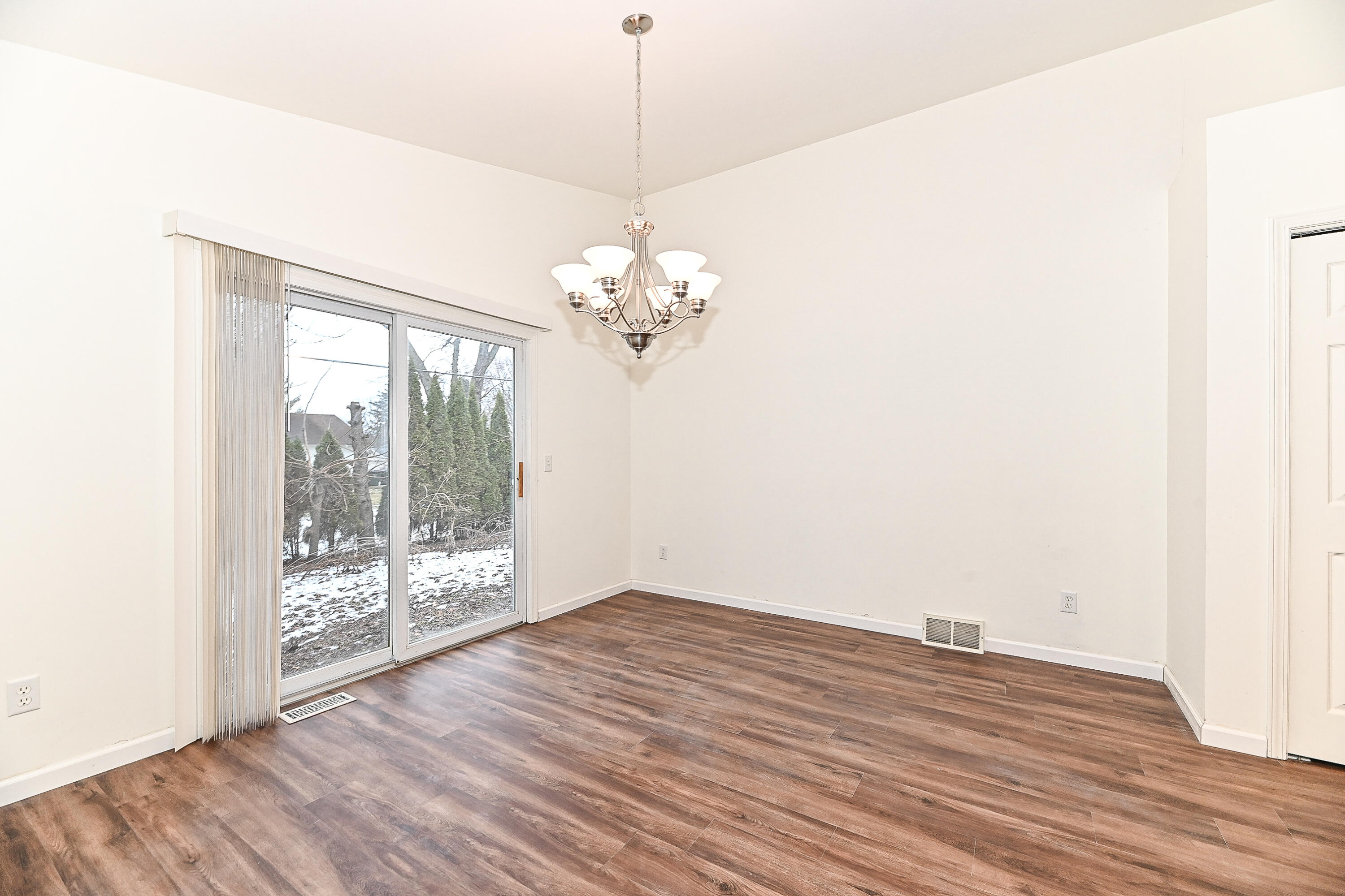 38811 91st Street Randall, WI 53128 - Photo 30 of 36 Dining Room