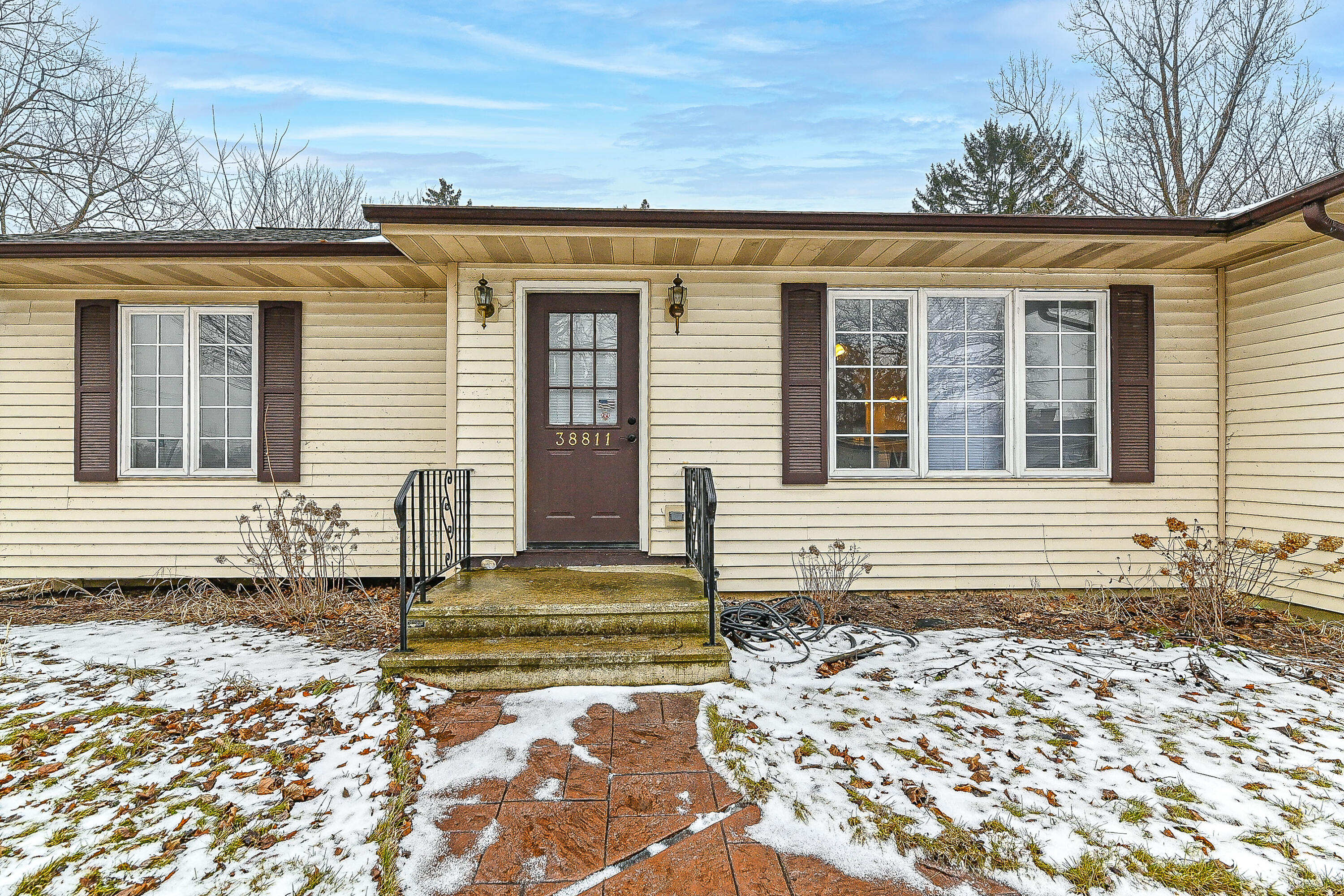 38811 91st Street Randall, WI 53128 - Photo 3 of 36 Welcome.