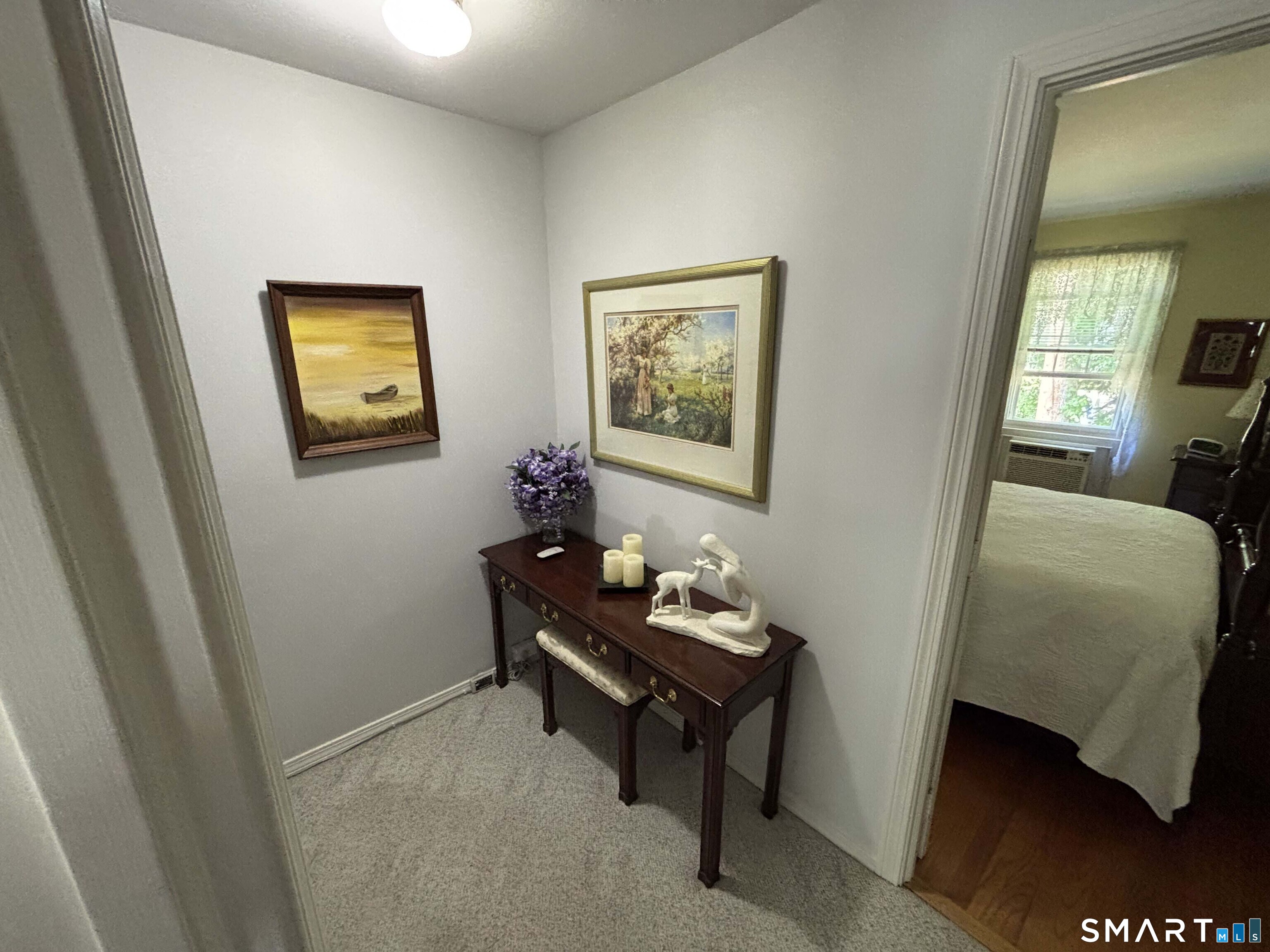 391 Main Street, Unit 308 Deep River, CT 06417 - Photo 18 of 29 Landing Top of Stairs.