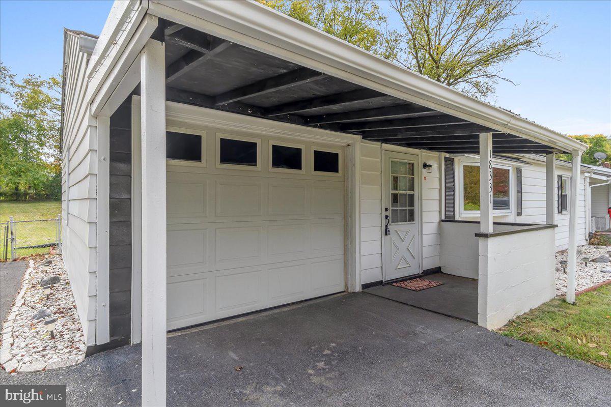 18331 College Road Hagerstown, MD 21740 - Photo 4 of 24 Gallery Image 4