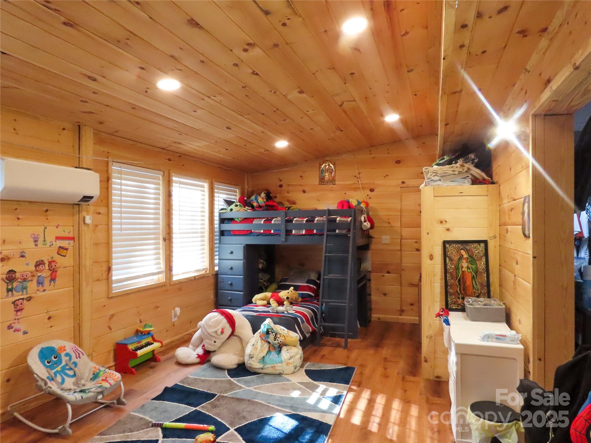 214 West Springs Street Lancaster, SC 29720 - Photo 20 of 33 a bed room with a bed and a window