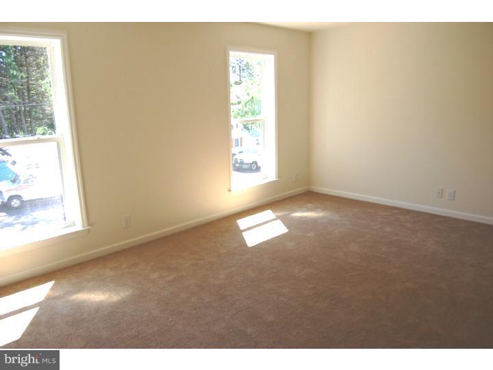 11 Mill Road Hamilton, NJ 08620 - Photo 9 of 14 Living Room