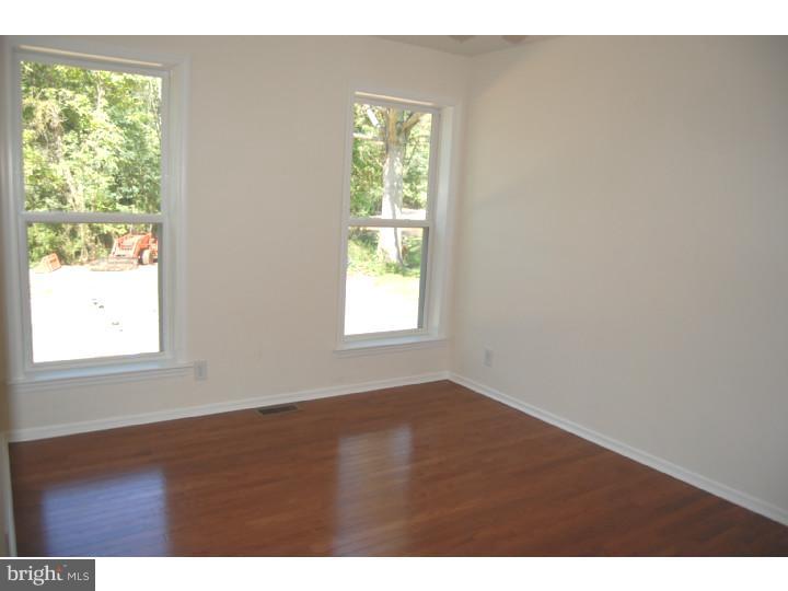 11 Mill Road Hamilton, NJ 08620 - Photo 10 of 14 Dining Room
