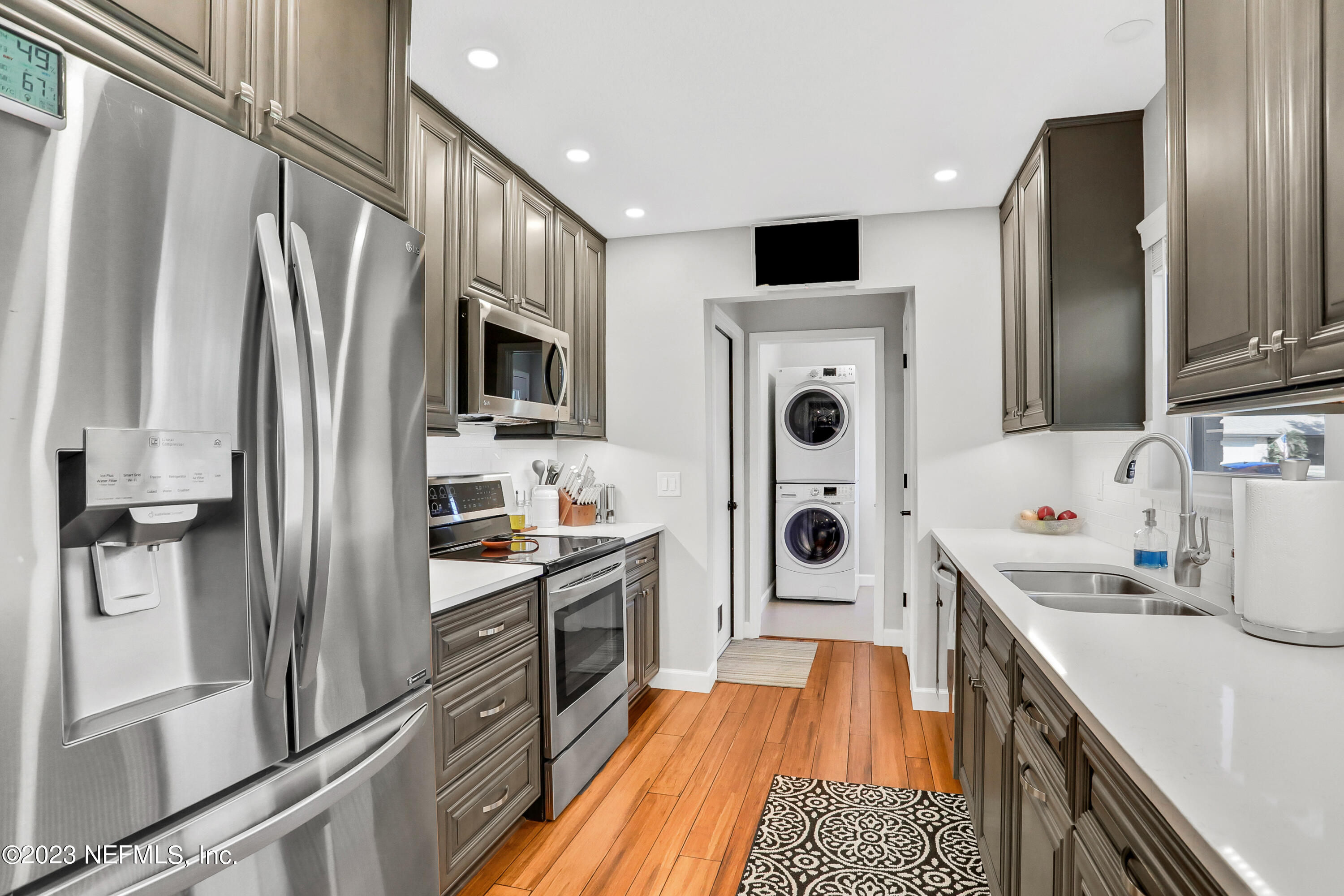 11821 Remsen Road Jacksonville, FL 32223 - Photo 4 of 37 Kitchen