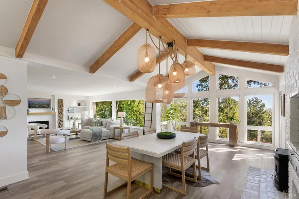 $1,995,000 | 18986 Sweet William Court, Sonoma, CA 95476