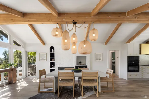$1,995,000 | 18986 Sweet William Court, Sonoma, CA 95476
