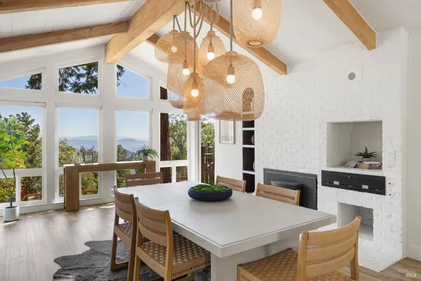 $1,995,000 | 18986 Sweet William Court, Sonoma, CA 95476
