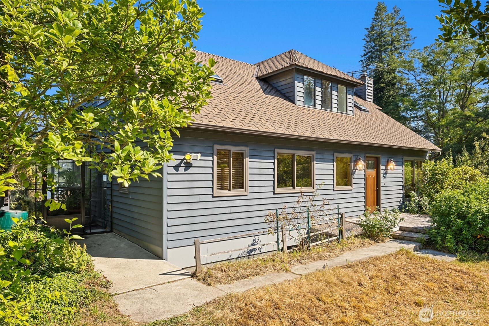 34258 Pilot Point Road Northeast Kingston, WA 98346 - Photo 4 of 35 Gallery Image 4