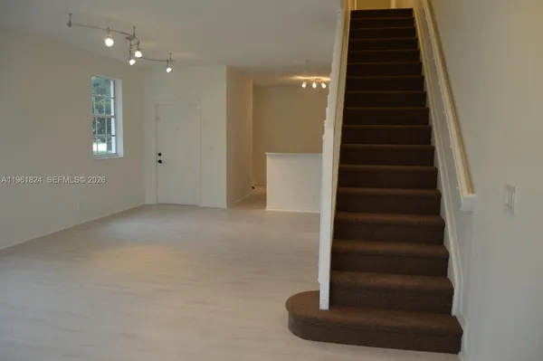 a view of entryway and hall