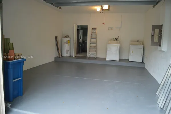 a view of a back yard of the house