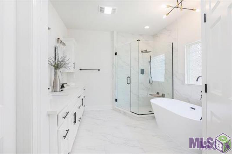 230 East Woodgate Court Baton Rouge, LA 70808 - Photo 9 of 10