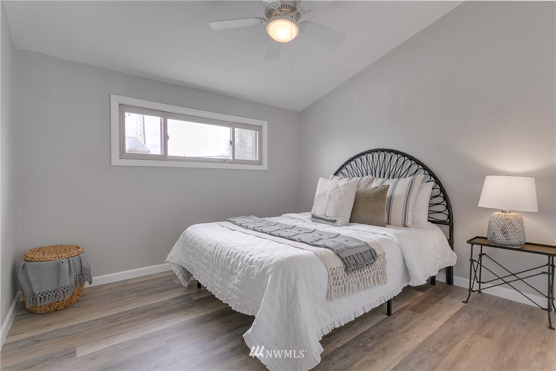 5992 Guide Meridian Bellingham, WA 98226 - Photo 16 of 34