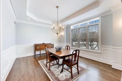 $1,650,000 | 2403 Old Glenview Road, Wilmette, IL 60091