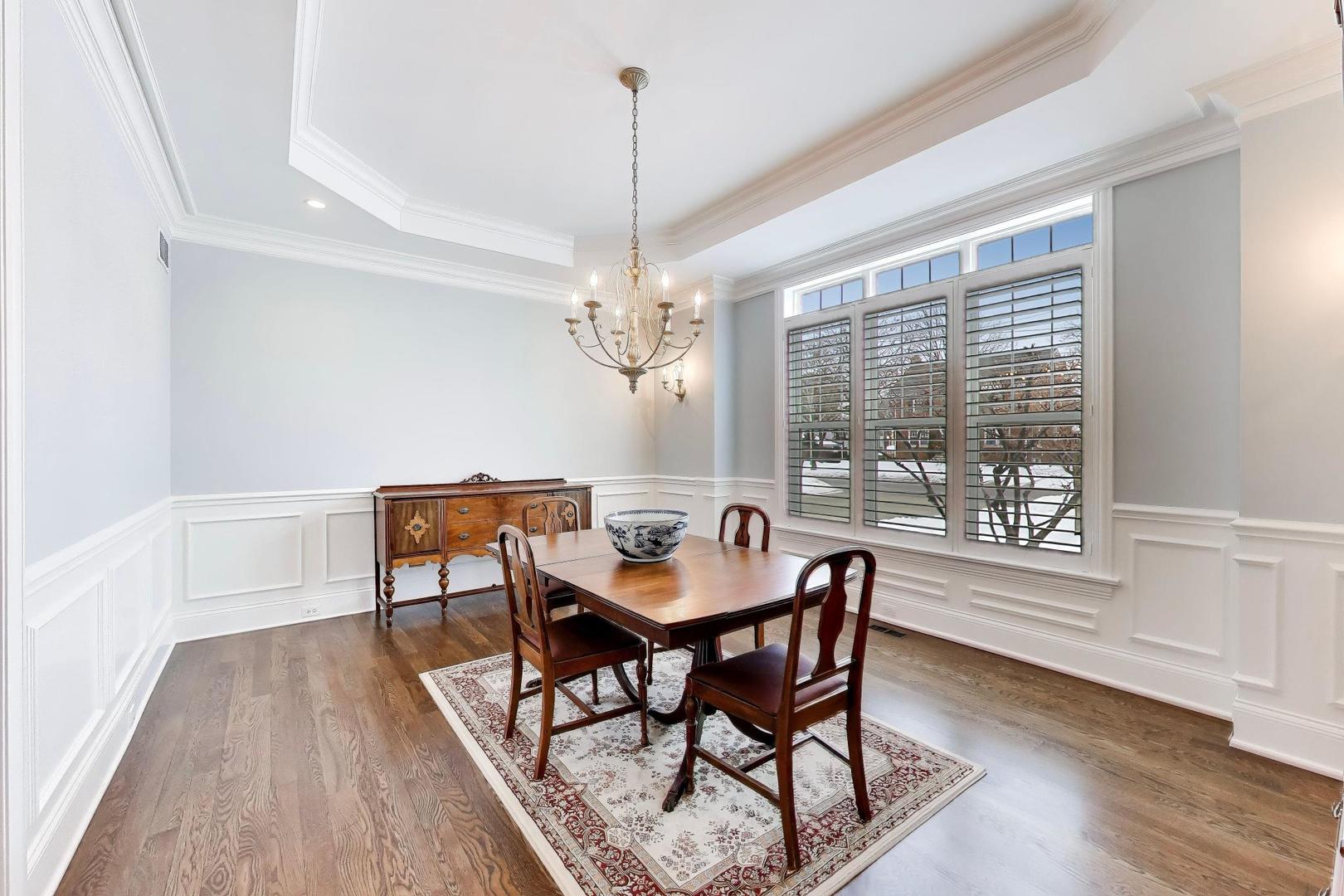 2403 Old Glenview Road Wilmette, IL 60091 - Photo 13 of 37