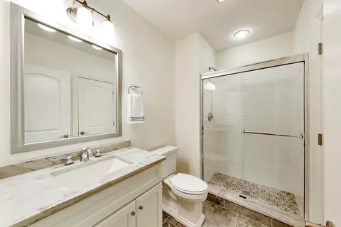 $1,650,000 | 2403 Old Glenview Road, Wilmette, IL 60091