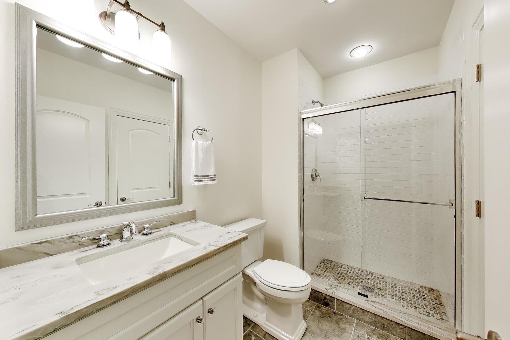 2403 Old Glenview Road Wilmette, IL 60091 - Photo 27 of 37