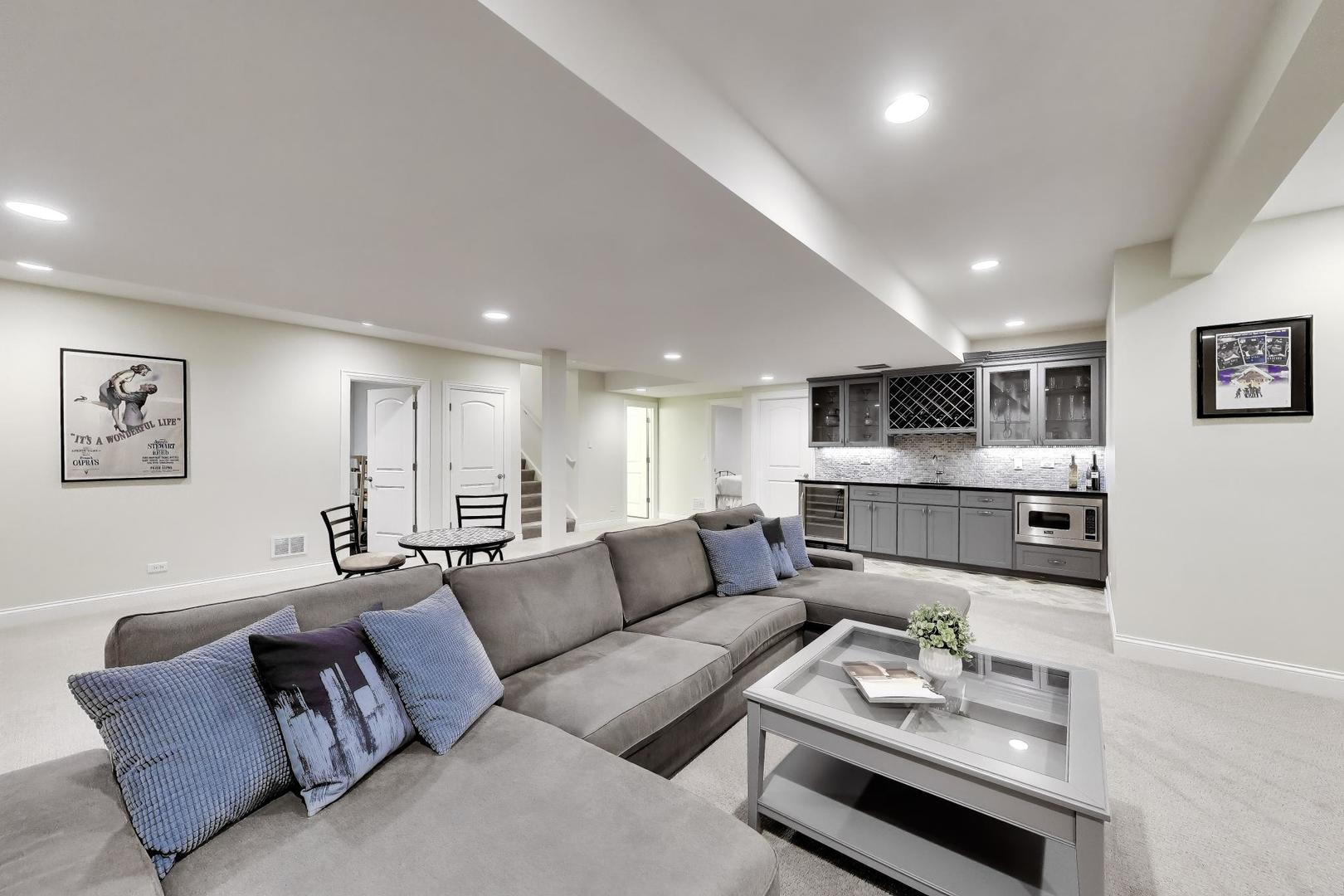 2403 Old Glenview Road Wilmette, IL 60091 - Photo 29 of 37