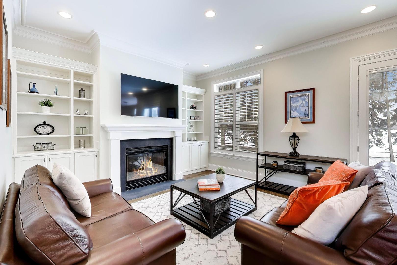 2403 Old Glenview Road Wilmette, IL 60091 - Photo 8 of 37