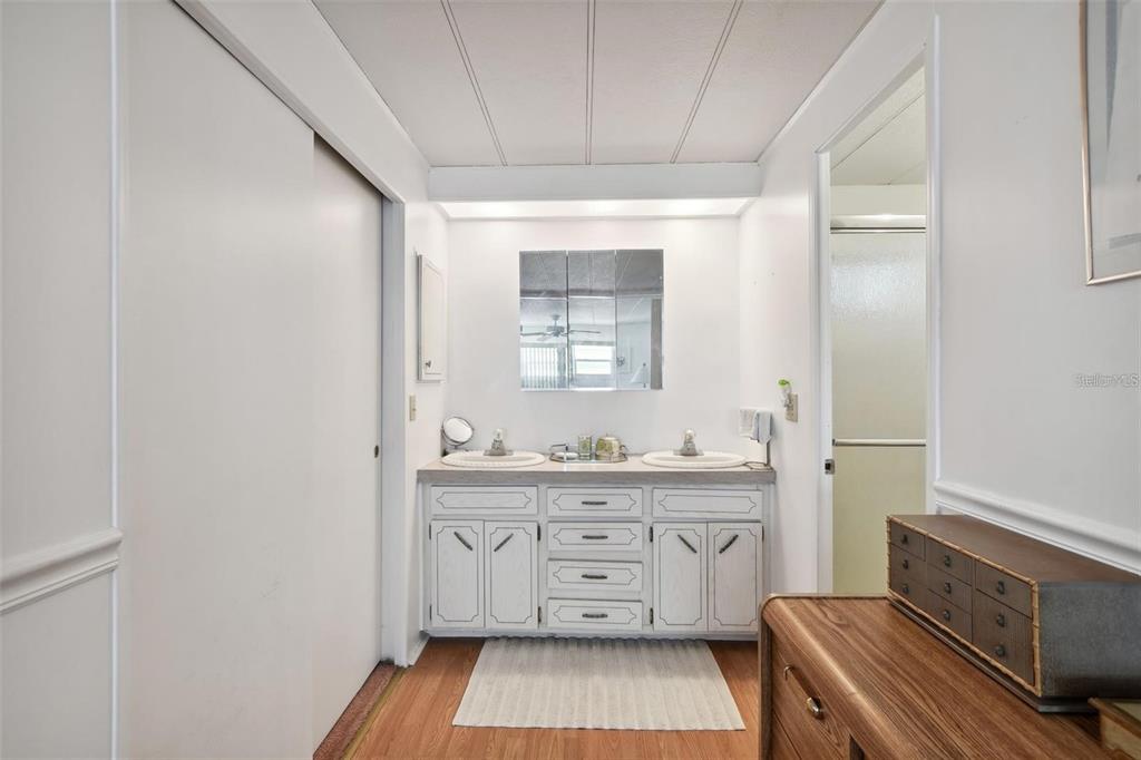 13225 101st Street Southeast, Unit 116 Largo, FL 33773 - Photo 14 of 22 a room with a desk and a window