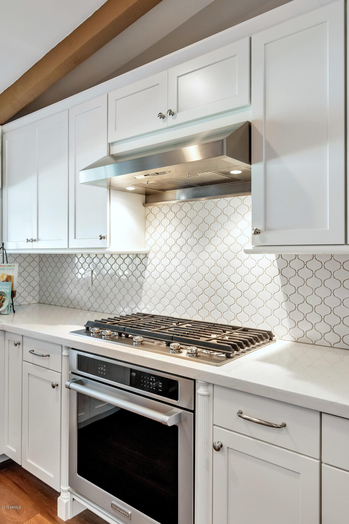 136 West Southern Hills Road Phoenix, AZ 85023 - Photo 11 of 39 Stainless Steel Appliances