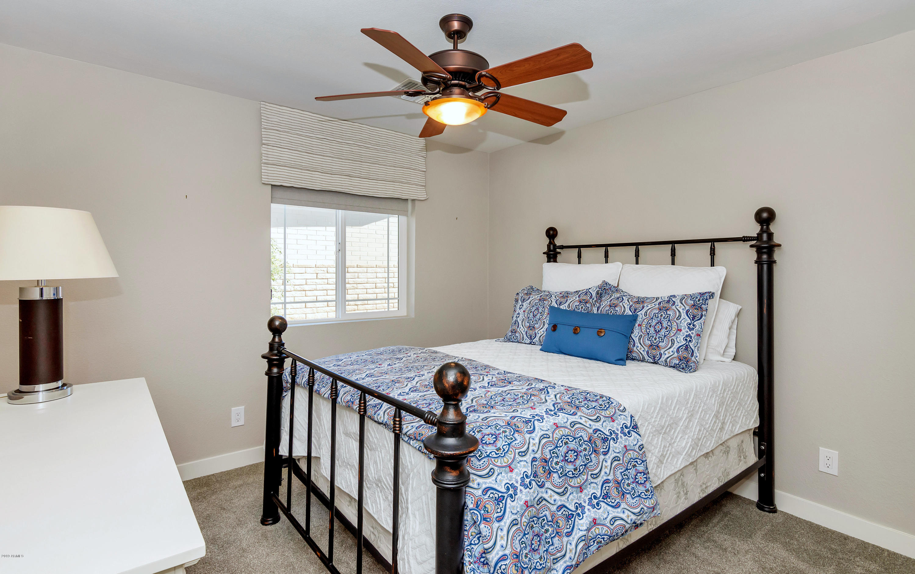 136 West Southern Hills Road Phoenix, AZ 85023 - Photo 20 of 39 Bedroom 2