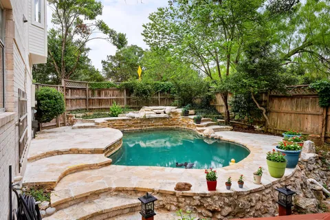 $944,000 | 9402 Bluegrass Drive, Austin, TX 78759