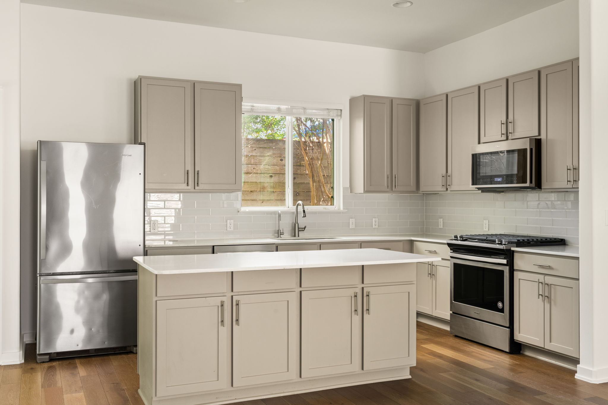 6800 Menchaca Road, Unit 9 Austin, TX 78745 - Photo 8 of 29