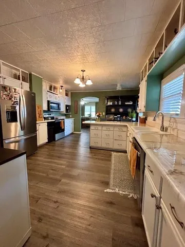 $279,500 | 217 South 5th Street, Burlington, KS 66839