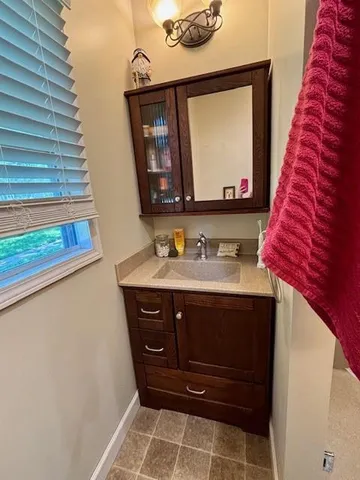 $279,500 | 217 South 5th Street, Burlington, KS 66839