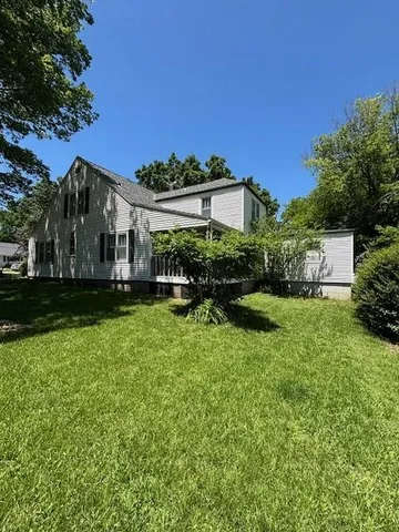 $279,500 | 217 South 5th Street, Burlington, KS 66839