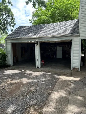 $279,500 | 217 South 5th Street, Burlington, KS 66839