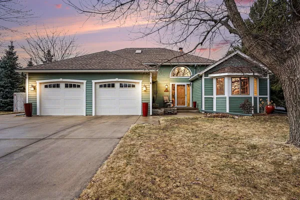 $515,000 | 2100 Brooke Lane, Hastings, MN 55033