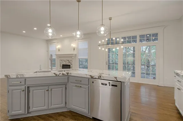 $849,900 | 4217 West 114th Street, Leawood, KS 66211