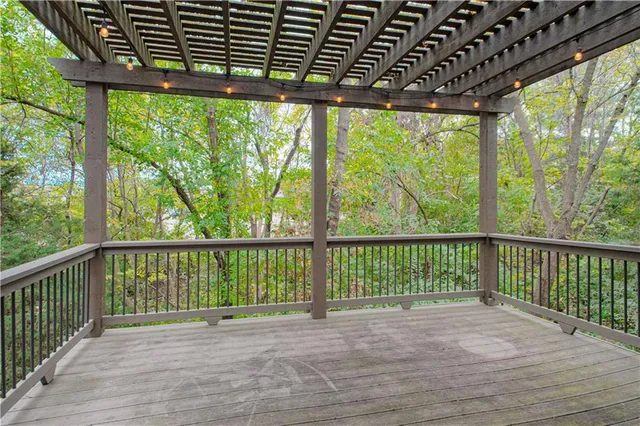 $849,900 | 4217 West 114th Street, Leawood, KS 66211