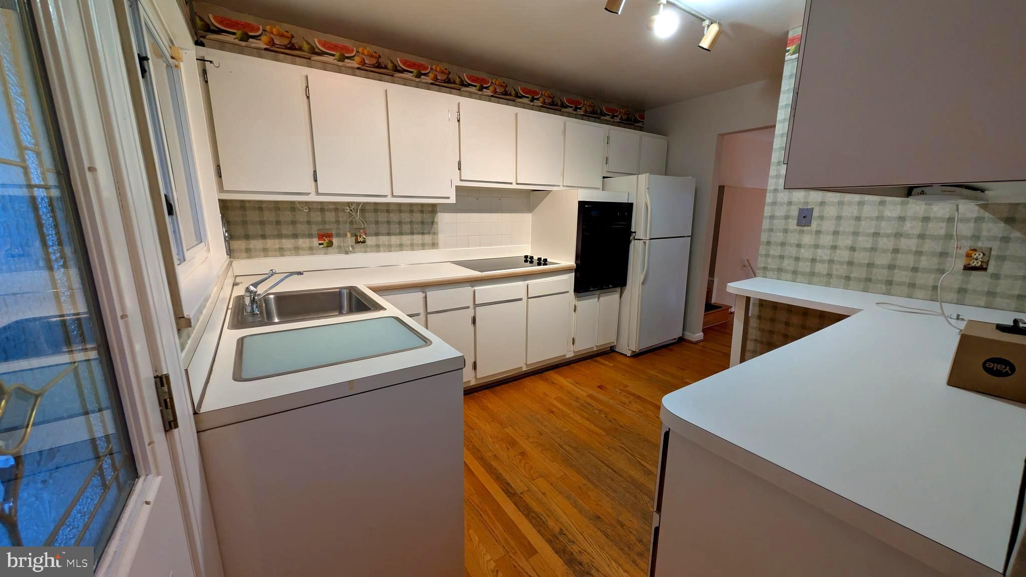 5908 Greentree Road Bethesda, MD 20817 - Photo 16 of 37 Gallery Image 16