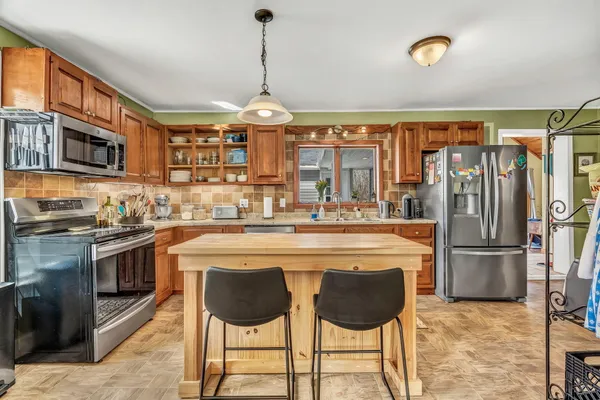 $389,900 | 60 Main Road South, Hampden, ME 04444