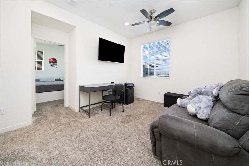 822 Mandarin Way Upland, CA 91786 - Photo 17 of 32 Loft