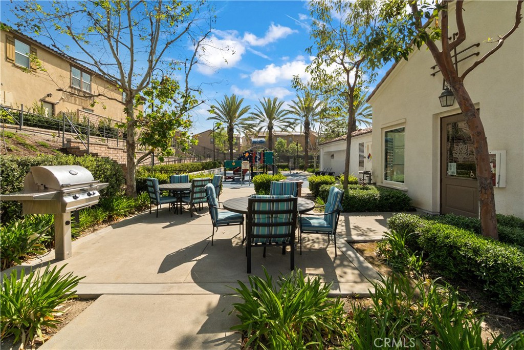 822 Mandarin Way Upland, CA 91786 - Photo 26 of 32 So many amenities to the community