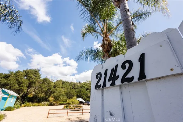$2,750 | 21421 Stans Lane, Laguna Beach, CA 92651