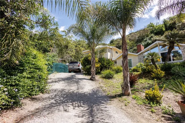 $2,750 | 21421 Stans Lane, Laguna Beach, CA 92651