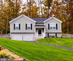 $540,000 | 8 Howard Circle, Fredericksburg, VA 22405