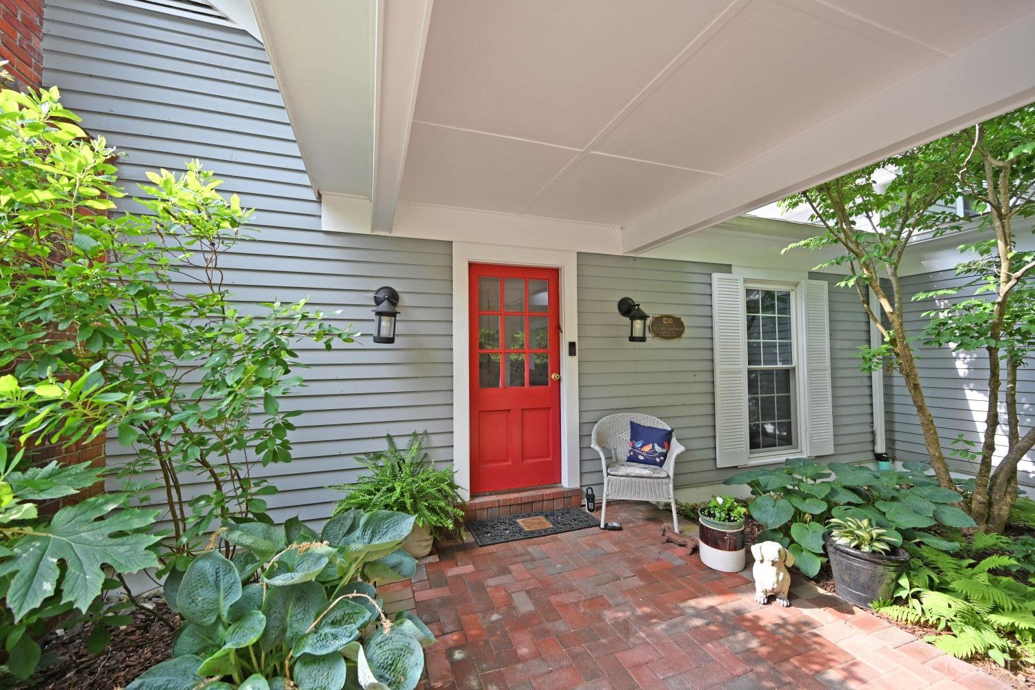 6005 Given Road Cincinnati, OH 45243 - Photo 4 of 58