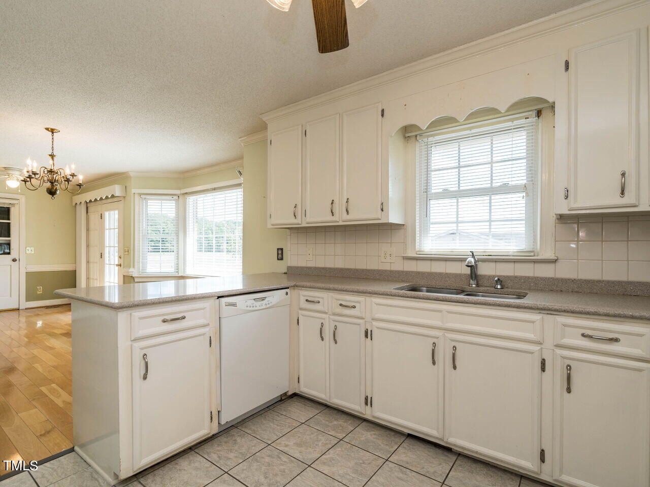 449 Braswell Road Smithfield, NC 27577 - Photo 11 of 30 012-1280x960-kitchen