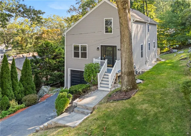 $3,000 | 24 Smith Street, Lincoln, RI 02865