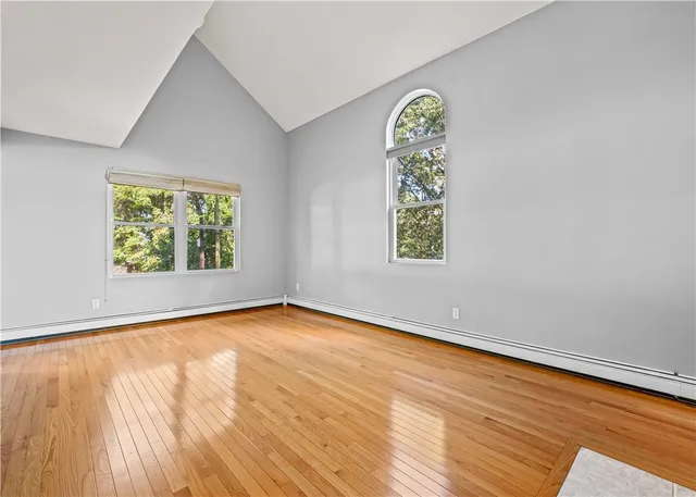 $3,000 | 24 Smith Street, Lincoln, RI 02865