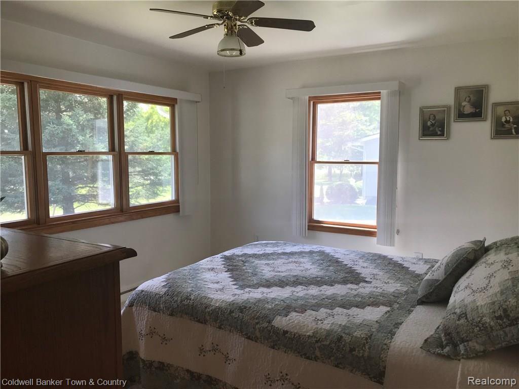 4125 7 Mile Road South Lyon, MI 48178 - Photo 7 of 13 image7.jpeg
