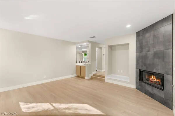 $1,047,500 | 2104 Inverness Drive, Henderson, NV 89074