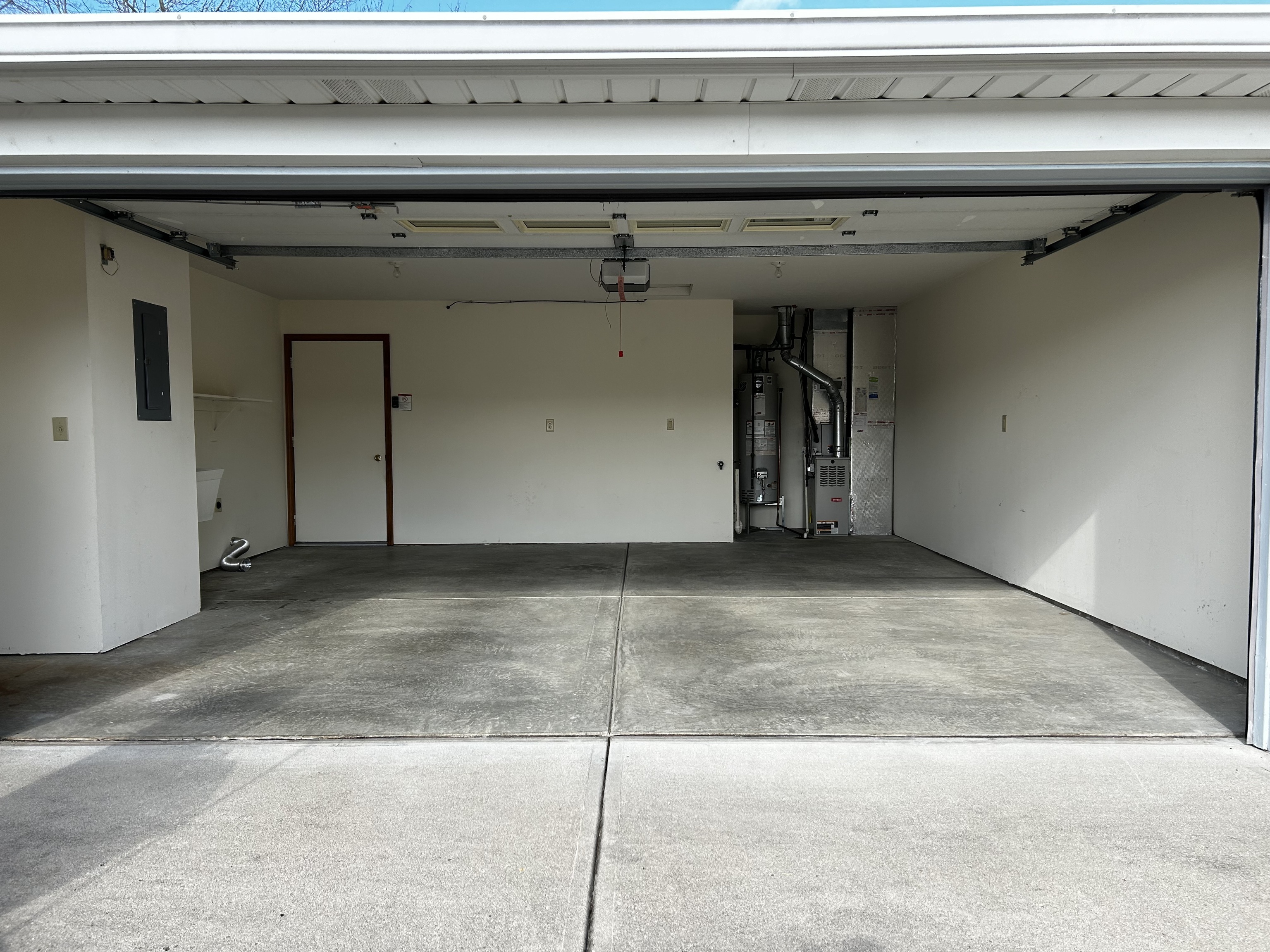 5651 Misty Ridge Circle Indianapolis, IN 46237 - Photo 39 of 41 Gallery Image 39