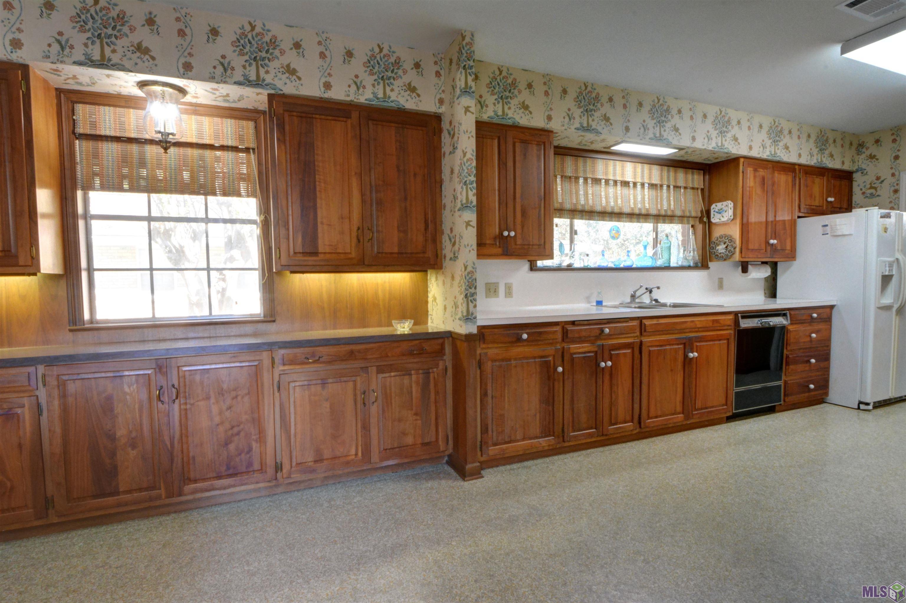 10429 Firelight Avenue Baton Rouge, LA 70815 - Photo 9 of 24 Gallery Image 9